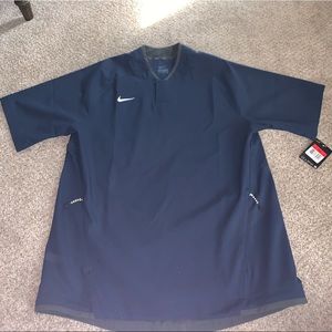 Nike Short Sleeve Pullover